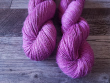 Load image into Gallery viewer, Coral Rose